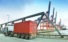 Mejorando la eficiencia del transporte de carga por carretera: Buenas prácticas Mejorando la eficiencia del transporte de carga por carretera: Buenas prácticas